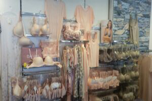bikini winkels rotterdam Van Baal Lingerie