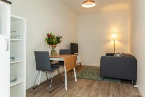 Brand new garden studio situated in the heart of Rotterdam, offering the perfect city base for up to two guests.
